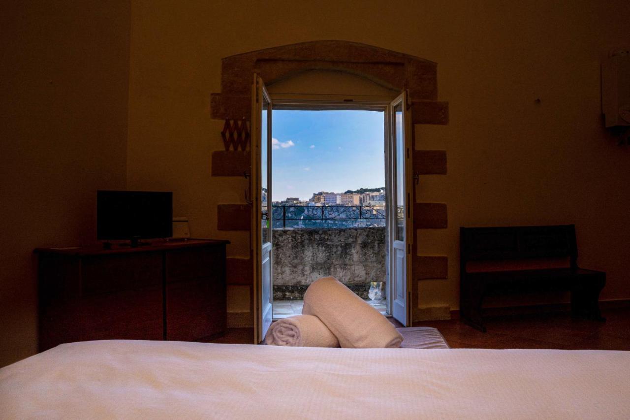 Hotel Dimora Santa Barbara Matera Exterior foto